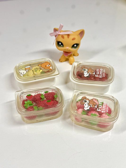 Miniature Food Storage Container for Littlest Pet Shop (LPS) | Opening Lid Dollhouse Kitchen Accessory