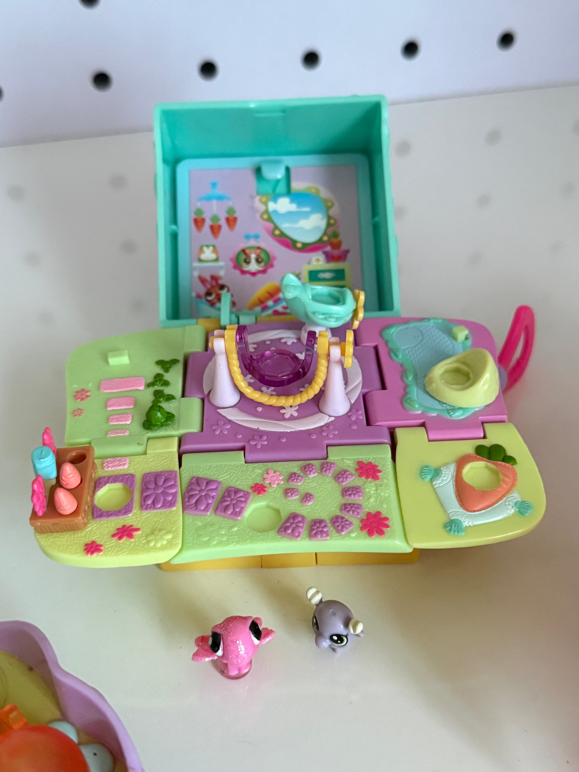 LPS Teeniest Tiniest playsets