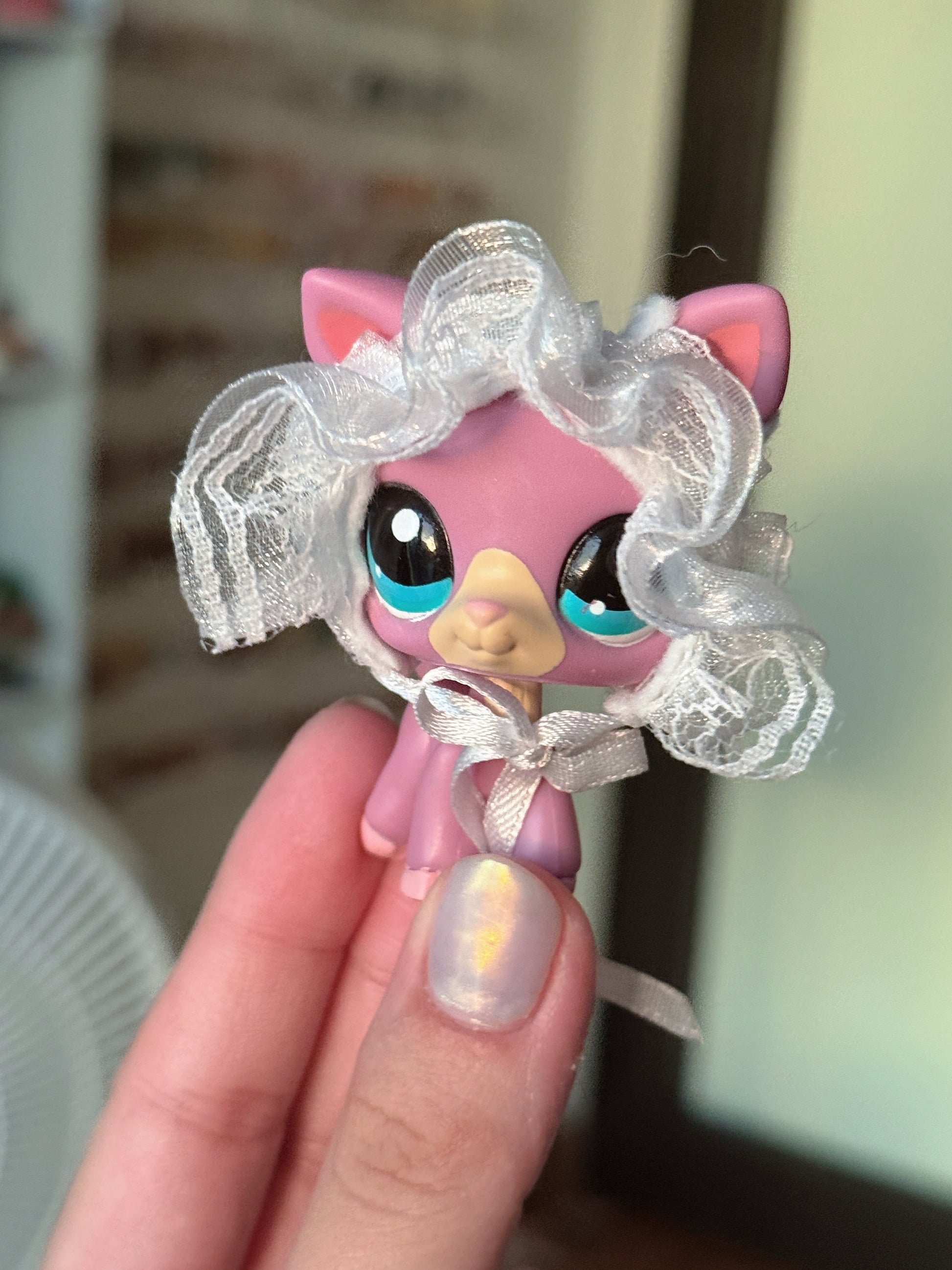 LPS Custom Bonnet
