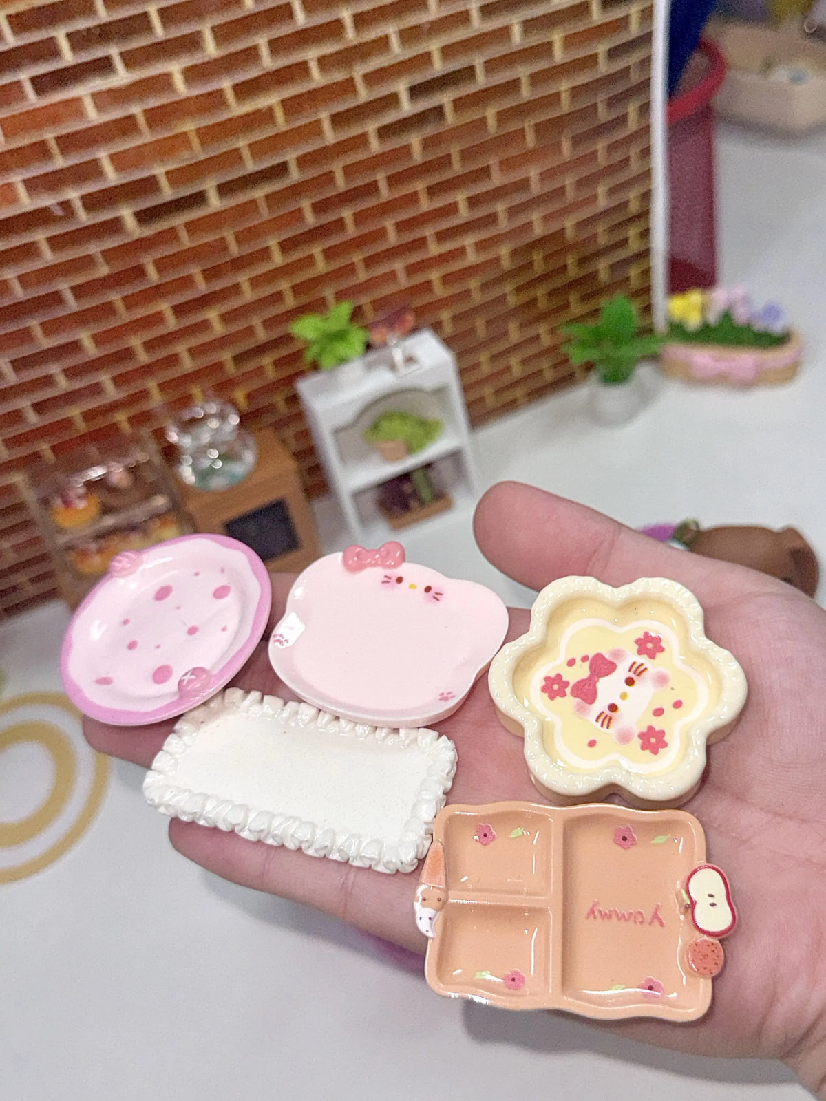 🍽️ Miniature Cute Plate & Tray Trinket Set for LPS | Kawaii Plates, Trays & Kitchen Decor