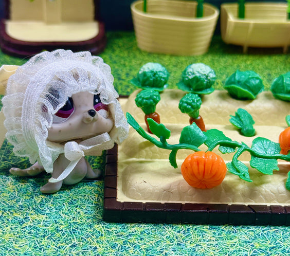 Miniature Vegetable Garden 30-Piece Playset | Dollhouse Farming Patch, Planters, Veggies & Tool for LPS & 1:12 Dioramas