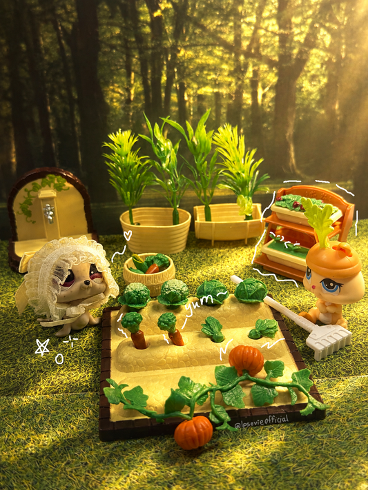 Miniature Vegetable Garden 30-Piece Playset | Dollhouse Farming Patch, Planters, Veggies & Tool for LPS & 1:12 Dioramas