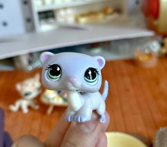 Authentic Littlest Pet Shop Ferret #880