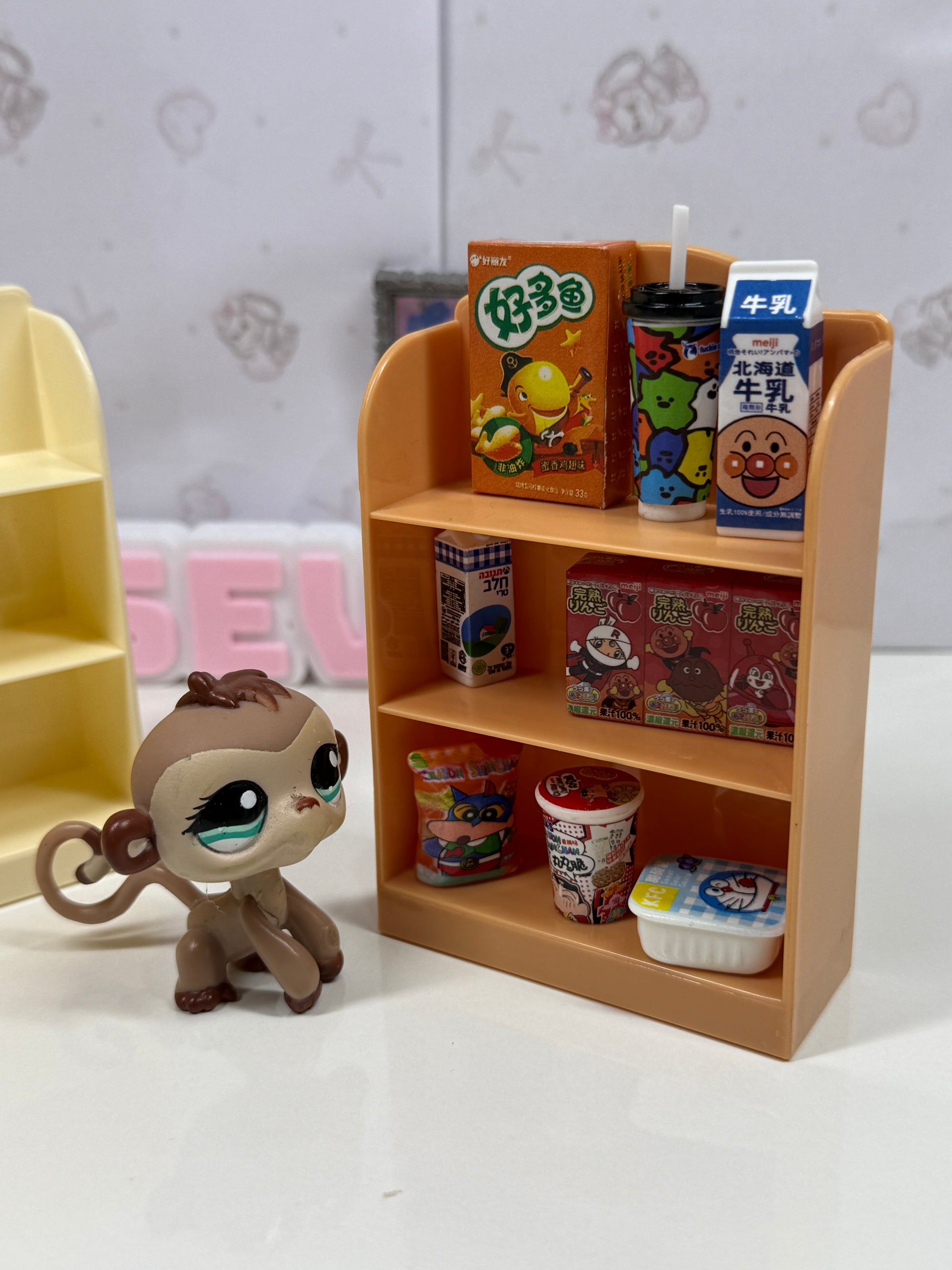 Trinket Shelves for LPS