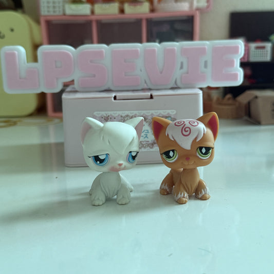2 LPS Angora Cat #9 and #511
