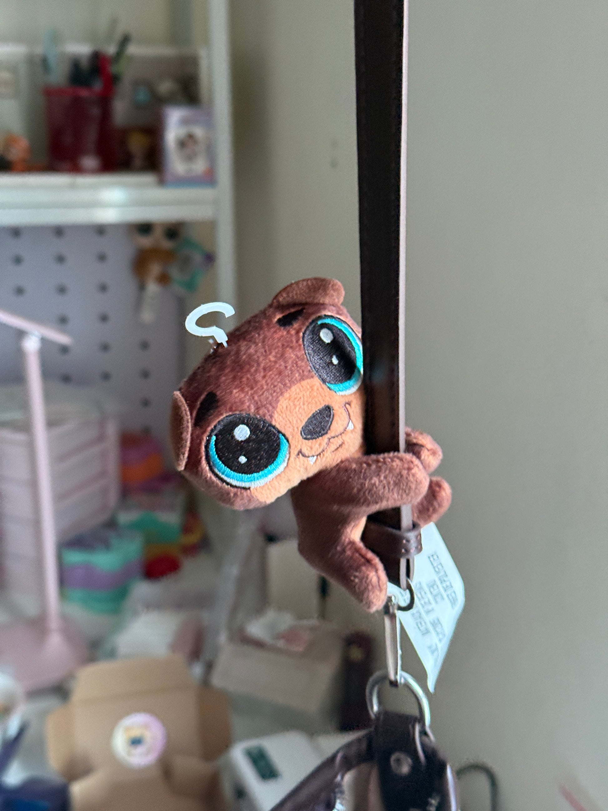 Littlest Pet Shop Clip-a-pet