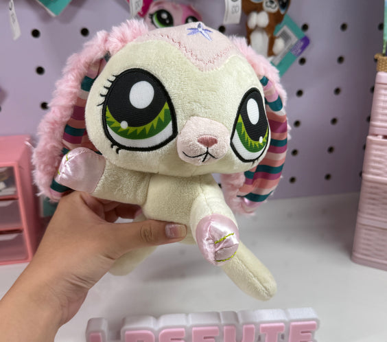 Littlest Pet Shop VIP's Plush Yellow BUNNY Laying Down 2008