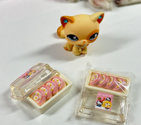 LPS Cute Hello-Kitty food trinkets