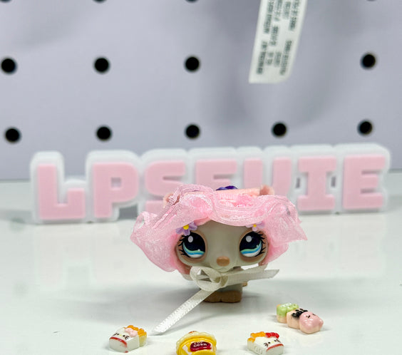 Littlest Pet Shop Ferret #1172 Exclusive Grey Peach + LPS ferret's bonnet