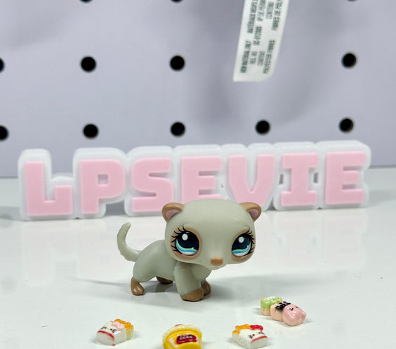 Littlest Pet Shop Ferret #1172 Exclusive Grey Peach + LPS ferret's bonnet