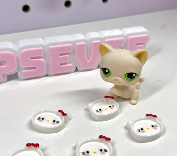 🎀 Hello Kitty Mini Plate Set for LPS 🍽️✨
