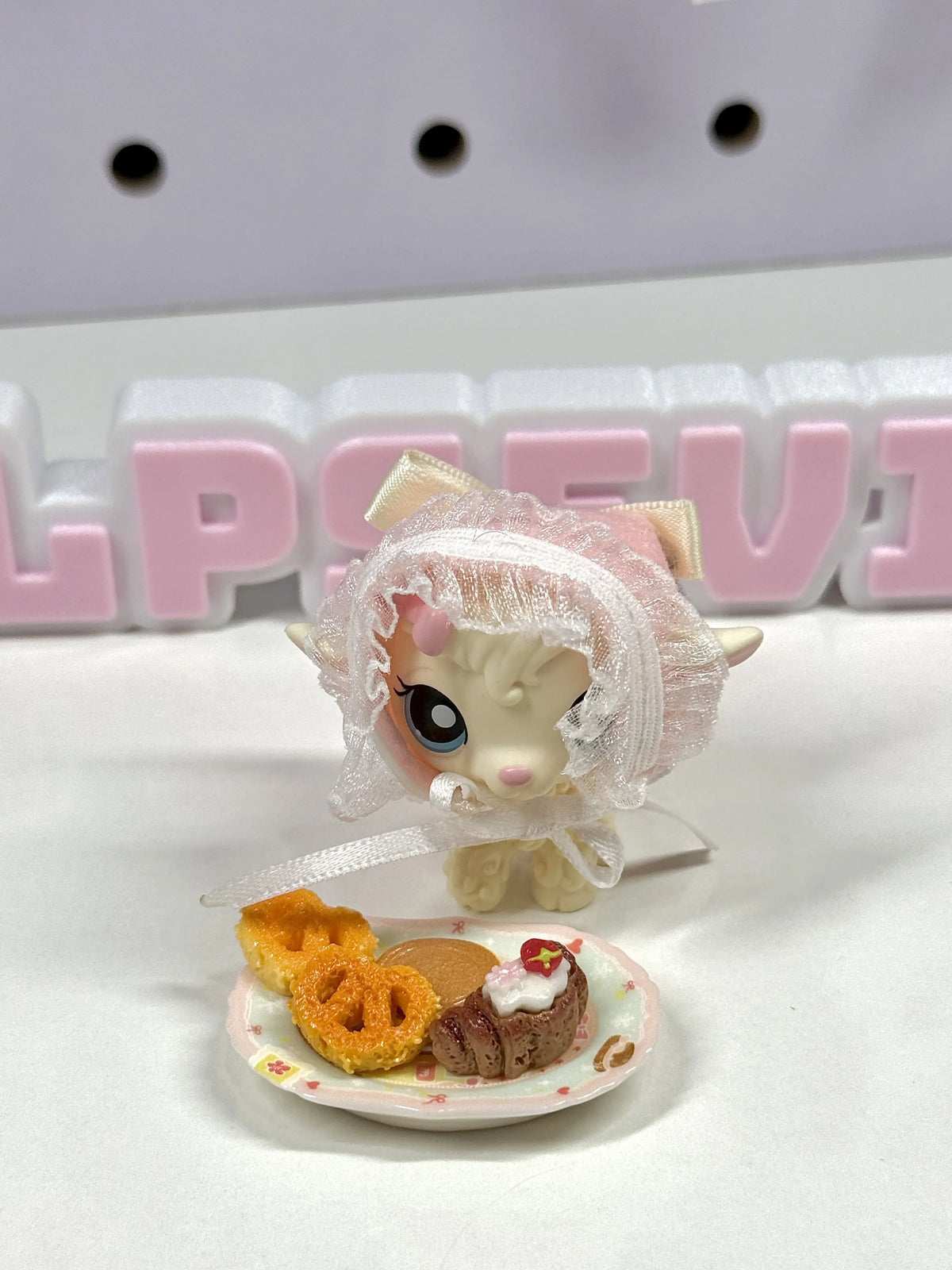 🍽️ Miniature Cute Plate & Tray Trinket Set for LPS | Kawaii Plates, Trays & Kitchen Decor