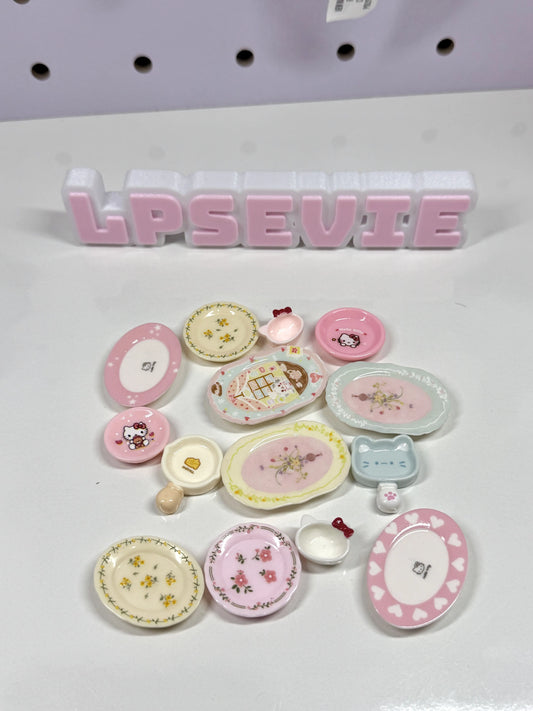 🍽️ Miniature Cute Plate & Tray Trinket Set for LPS | Kawaii Plates, Trays & Kitchen Decor