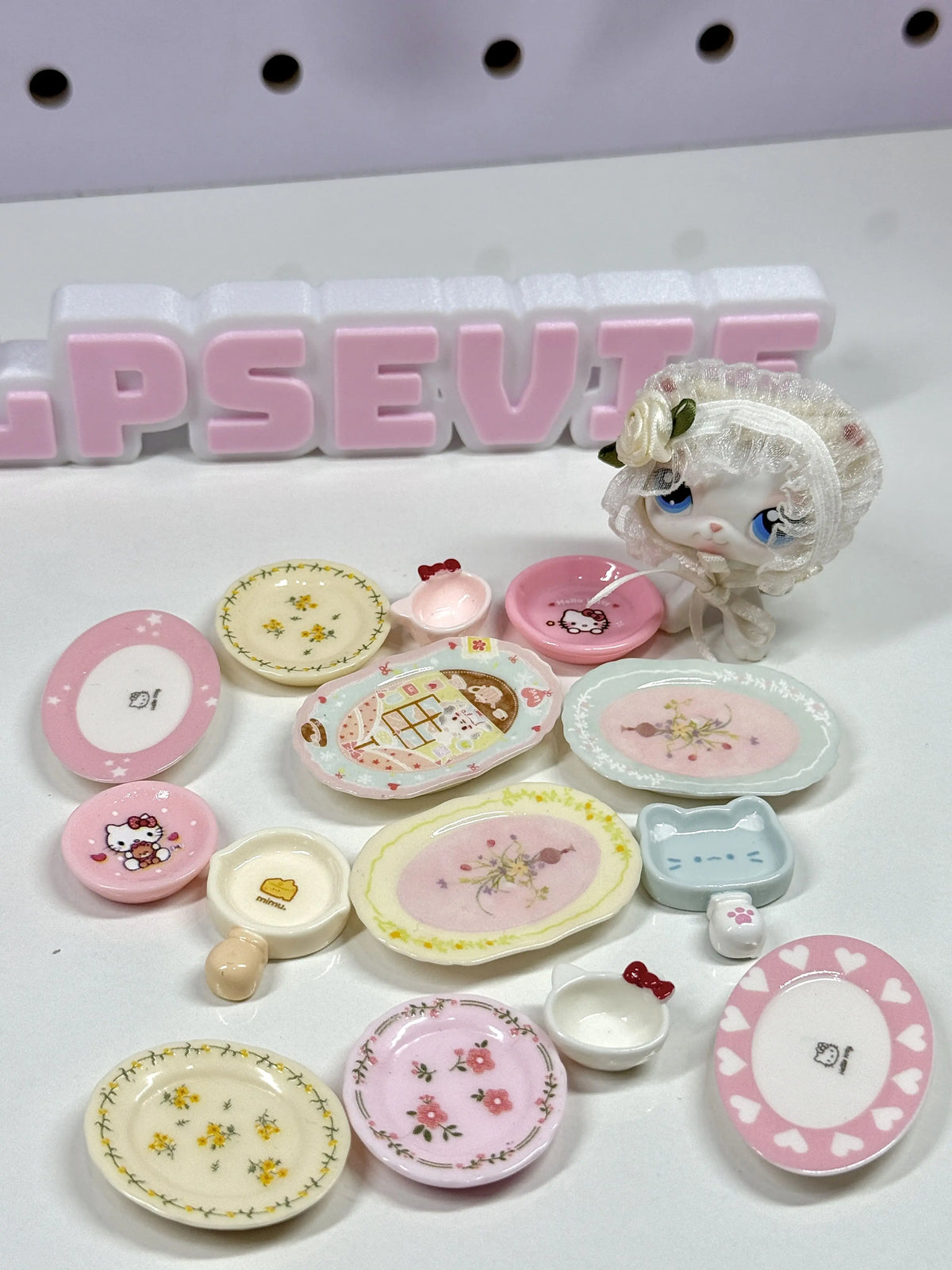 🍽️ Miniature Cute Plate & Tray Trinket Set for LPS | Kawaii Plates, Trays & Kitchen Decor