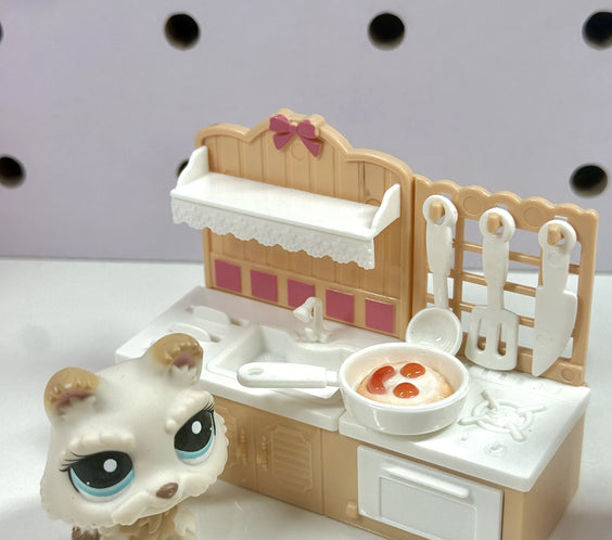 Miniature Beige Kitchen Set for LPS | Dollhouse Kitchen Furniture & Accessories