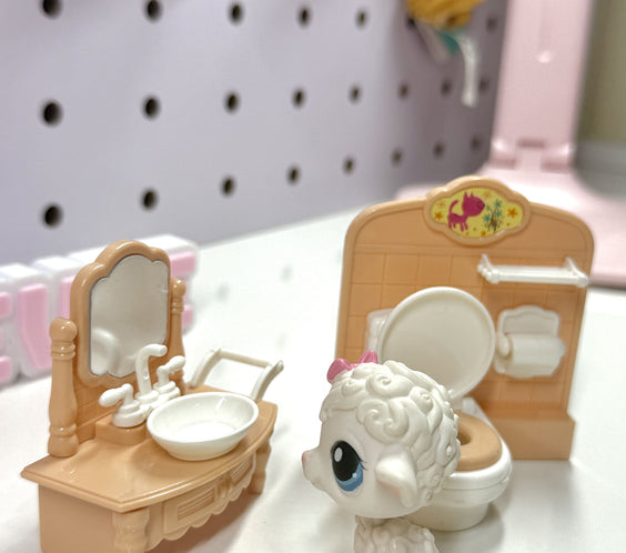 Miniature Bathroom Set for LPS | 1:12 Scale Dollhouse Bathroom Accessories