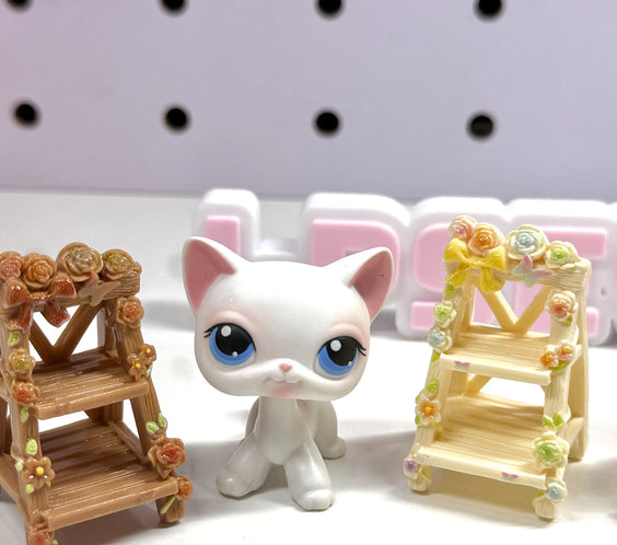 🌸 Miniature Floral Display Shelf for LPS| Flower Ladder Shelf Decor