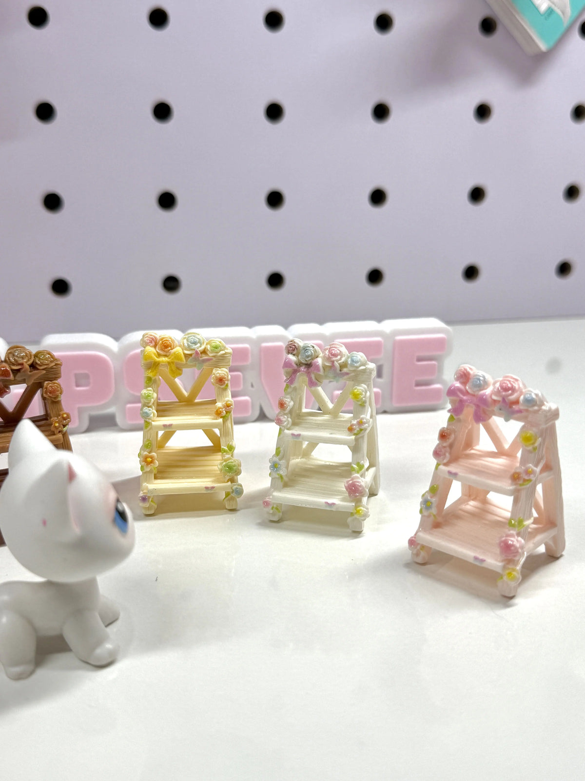 🌸 Miniature Floral Display Shelf for LPS| Flower Ladder Shelf Decor