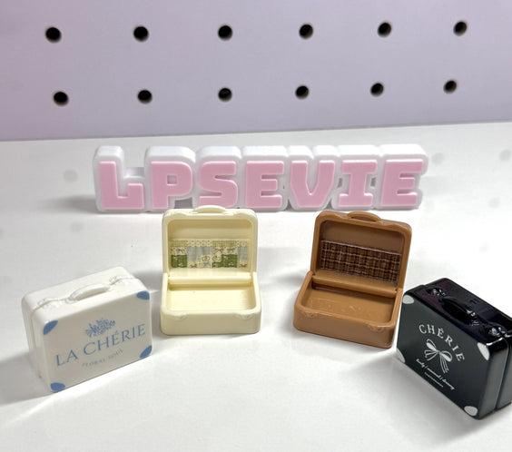 Miniature White Suitcase for LPS (CAN OPEN & CLOSE)