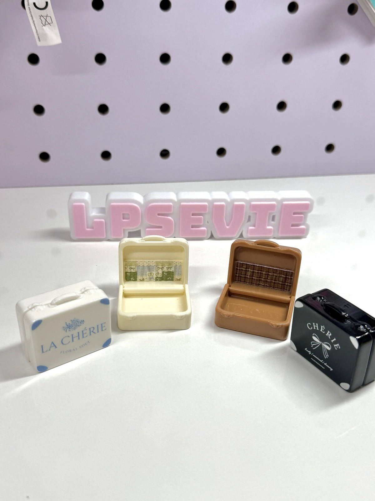 Miniature White Suitcase for LPS (CAN OPEN & CLOSE)