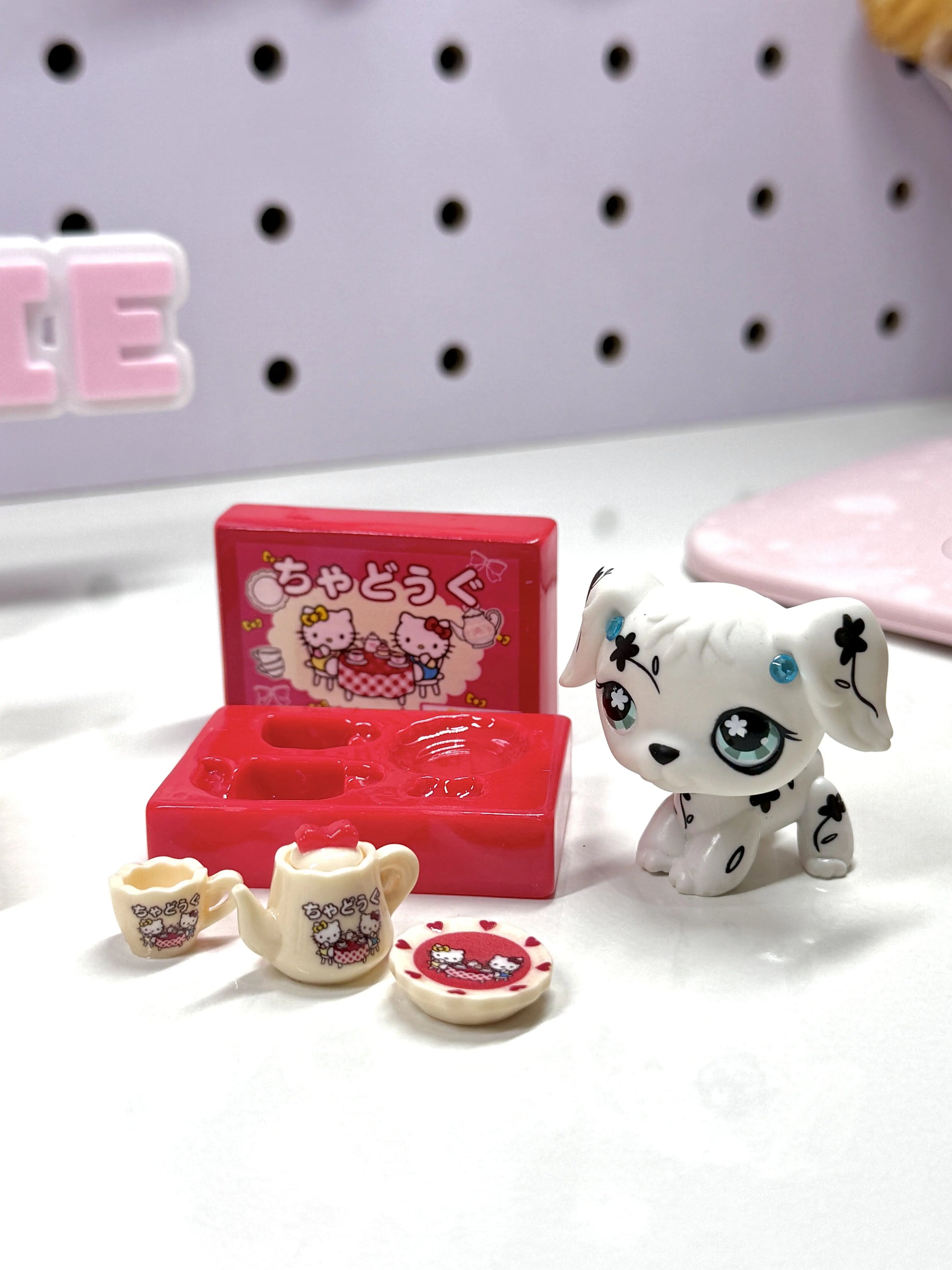 Miniature Tea Set for LPS & Dollhouse Accessories | Teapot, Teacups & Tray