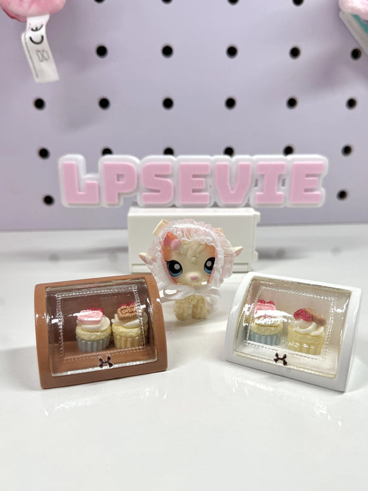🧁 Miniature Cupcake Display Case for LPS