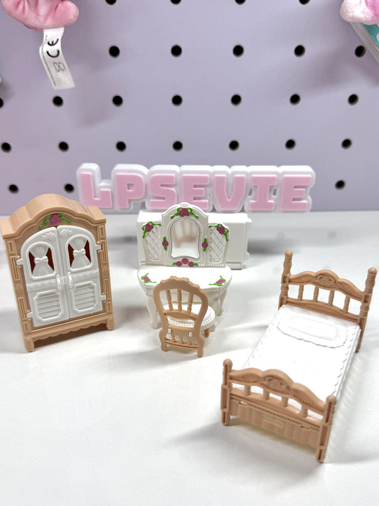 🌹 Vintage Rose Bedroom Furniture Set for LPS & Dollhouse Miniatures | Bed, Vanity, Chair & Wardrobe