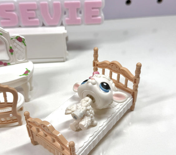 🌹 Vintage Rose Bedroom Furniture Set for LPS & Dollhouse Miniatures | Bed, Vanity, Chair & Wardrobe