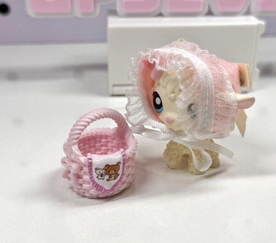 🧺 Miniature Rilakkuma Basket for LPS & Dollhouse Accessories | Cute Picnic Basket Prop