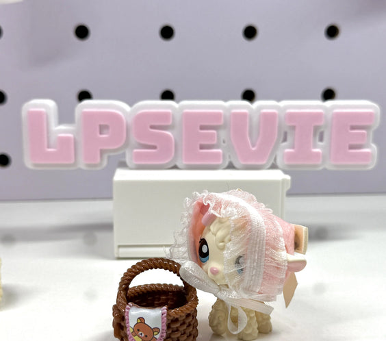 🧺 Miniature Rilakkuma Basket for LPS & Dollhouse Accessories | Cute Picnic Basket Prop