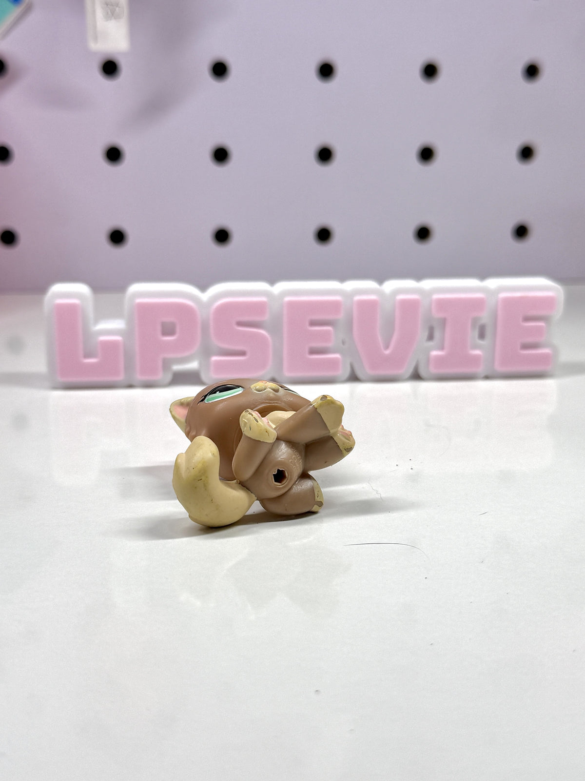 Authentic Littlest Pet Shop LPS #1063 Brown Persian Cat (Spring Egg Edition)
