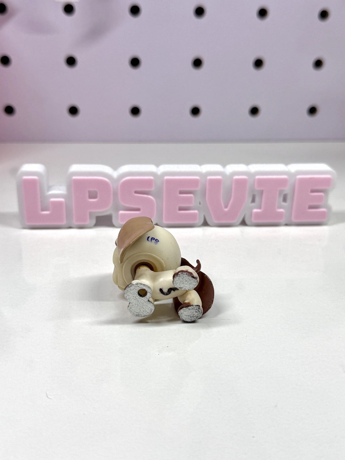 Authentic Littlest Pet Shop LPS #1594 Basset Hound