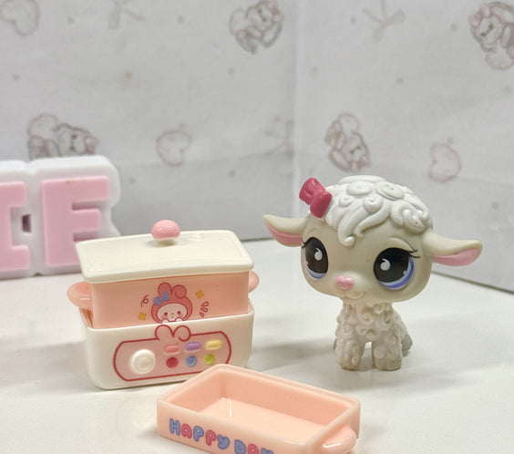Miniature Kawaii Slow Cooker Crock Pot for Littlest Pet Shop (LPS) | Dollhouse Kitchen Appliance with Optional Food