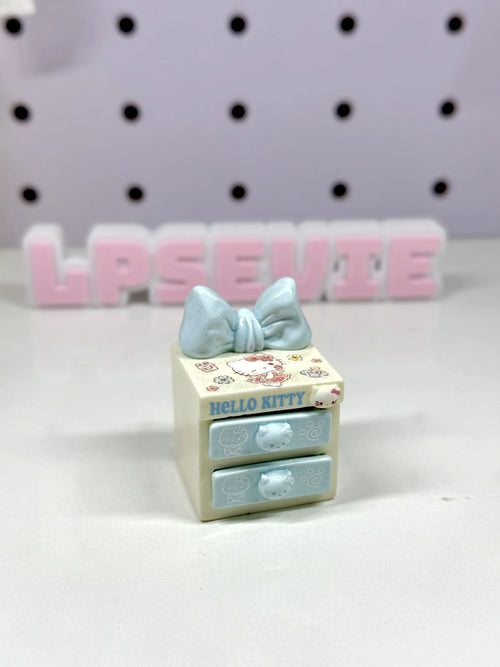 1 PC Miniature Kawaii Character Nightstand with Bow Topper – 2-Drawer Bedside Table | Dollhouse Bedroom Furniture