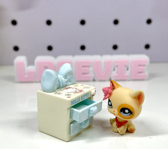 1 PC Miniature Kawaii Character Nightstand with Bow Topper – 2-Drawer Bedside Table | Dollhouse Bedroom Furniture
