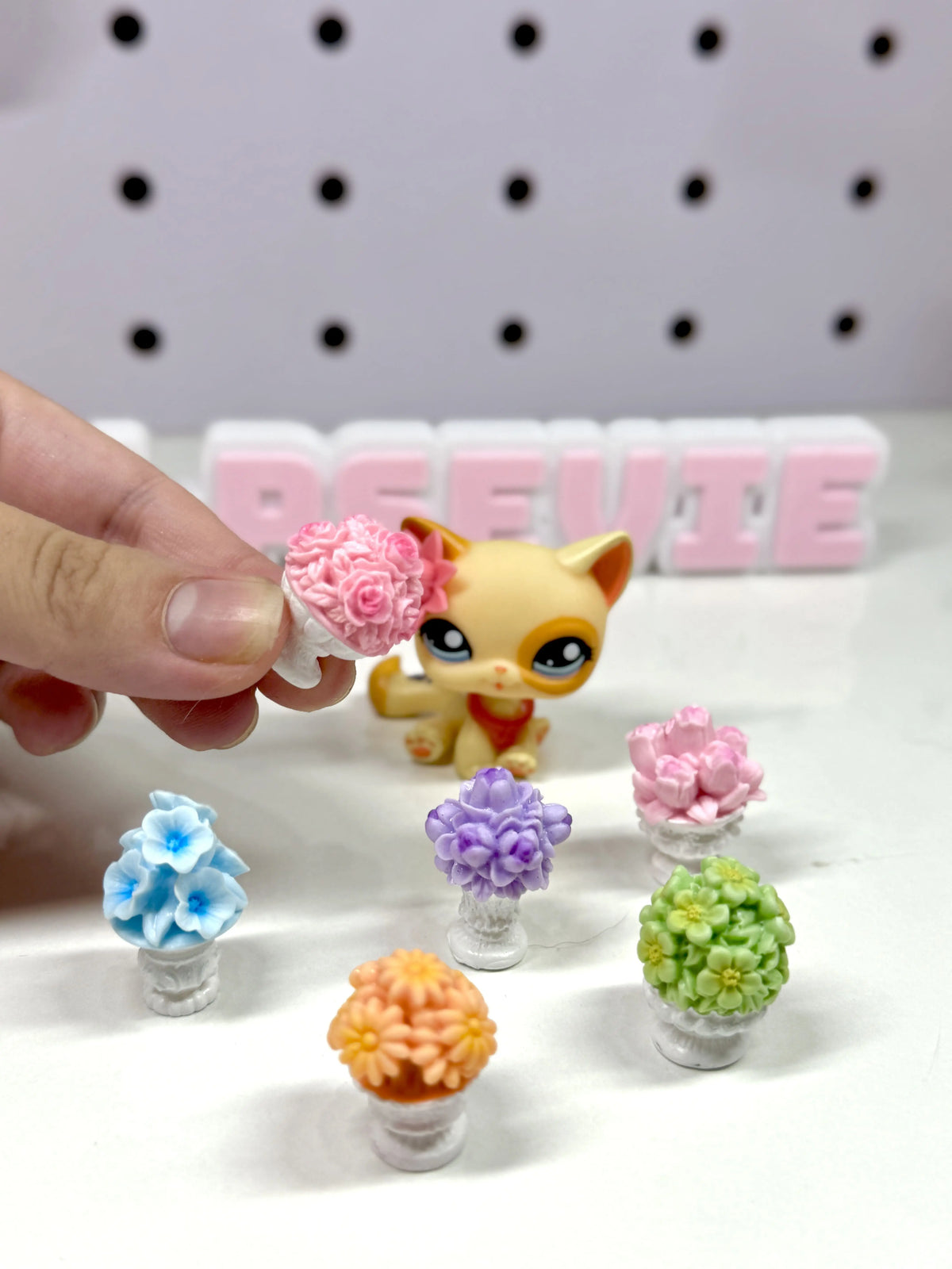 Set of 6 Miniature Flower Pots | Dollhouse Garden Decor Floral Accessories