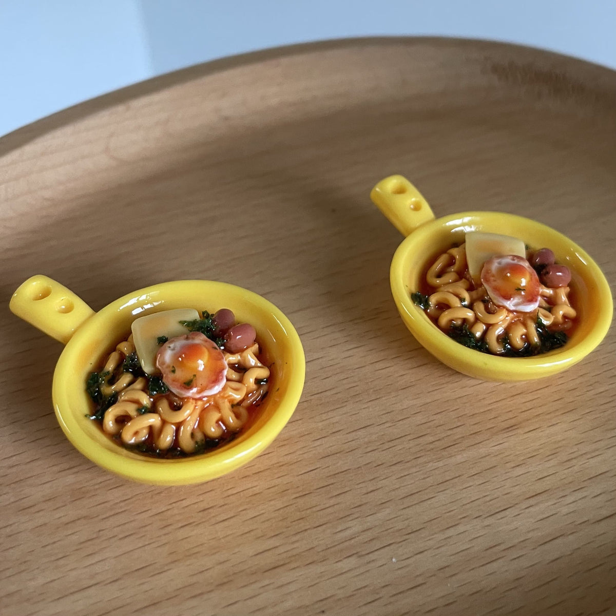 Realistic Miniature Ramen Noodle Pan | Custom Fake Food Accessory for 1:12 Dollhouses & Dioramas